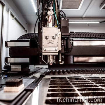 Machine de coupe laser à fibre automatique